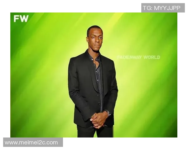 未来主帅？里弗斯：隆多作为雄鹿兼职教练体现得十分棒