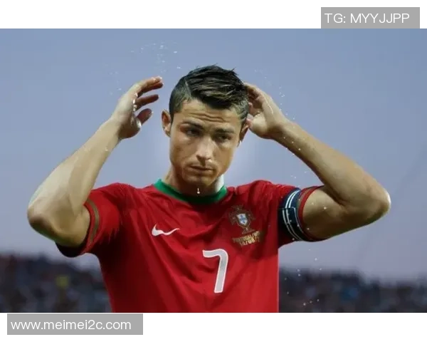 空前绝后！官方：登贝莱荣膺2025年FIFA年度最佳球员，为90后首人